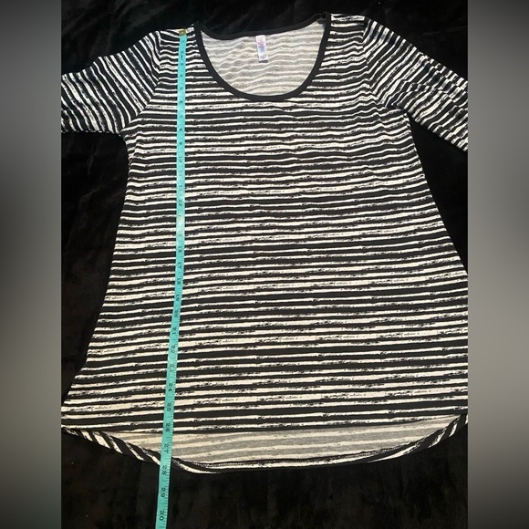 LuLaRoe Black and White Tops - Picture 14 of 14